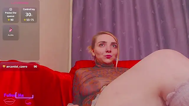 Snapshot of mia-joy chatting on March 4, 1:55 am mia-joy online show from March 4, 1:55 am