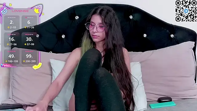 nonawhitemm online show from November 3, 10:53 pm