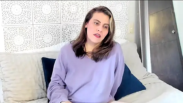 Snapshot of V_monse chatting on January 21, 9:36 pm V monse online show from January 21, 9:36 pm