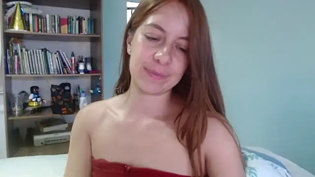violetapeter 1 online show from May 17, 9:44 pm