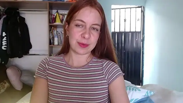 Snapshot of violetapeter_1 chatting on July 9, 8:46 pm violetapeter 1 online show from July 9, 8:46 pm