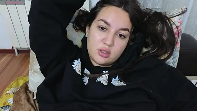 Nelly Fischer online show from February 13, 6:59 pm