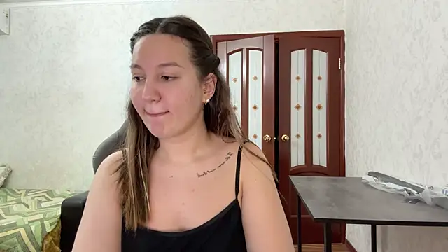 Snapshot of Nelly_Fischer chatting on May 30, 11:07 am Nelly Fischer online show from May 30, 11:07 am