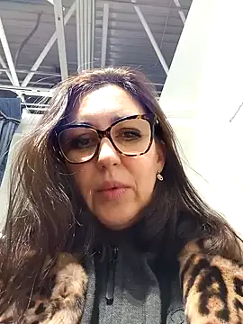 Ulyana72882 online show from December 10, 9:23 am