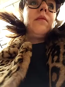 Ulyana72882 online show from December 23, 11:47 am