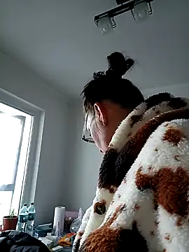 Ulyana72882 online show from February 14, 6:34 am