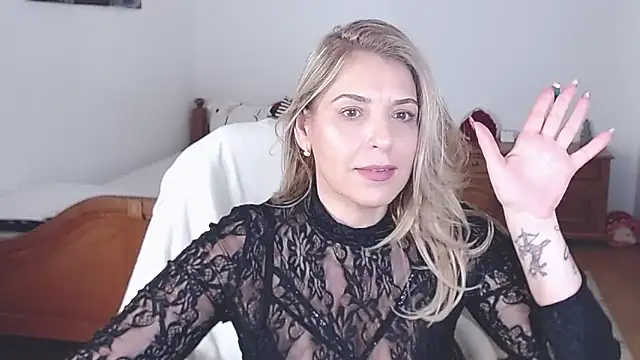 evamaria2024 online show from February 14, 11:10 am