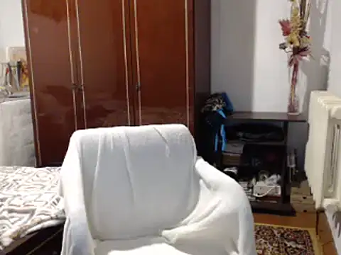 Secretfox online show from February 25, 2:05 pm