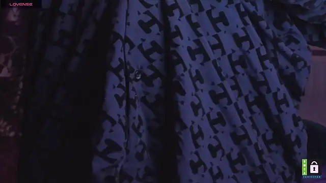 paulathesweet online show from April 16, 11:29 pm