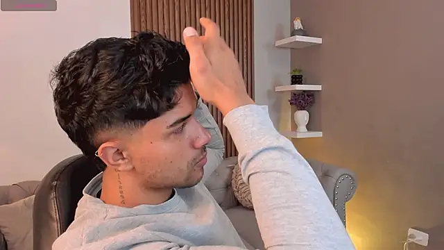 Snapshot of liam_collins21 chatting on March 4, 11:51 am liam collins21 online show from March 4, 11:51 am