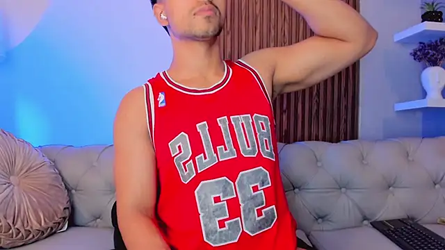 Snapshot of liam_collins21 chatting on March 14, 5:57 pm liam collins21 online show from March 14, 5:57 pm