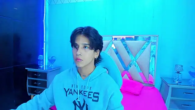 alex 477 online show from February 2, 11:42 am