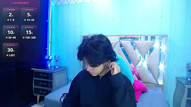 alex 477 online show from March 19, 11:36 am