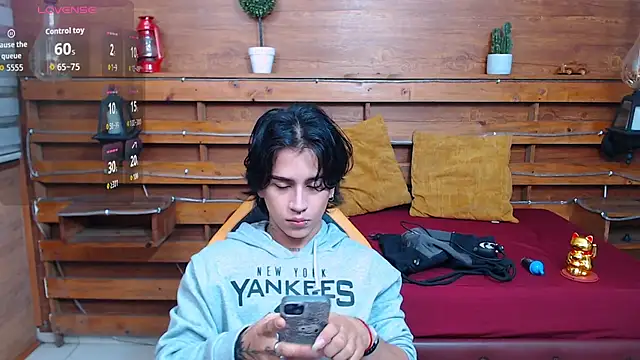 alex 477 online show from May 20, 11:38 am