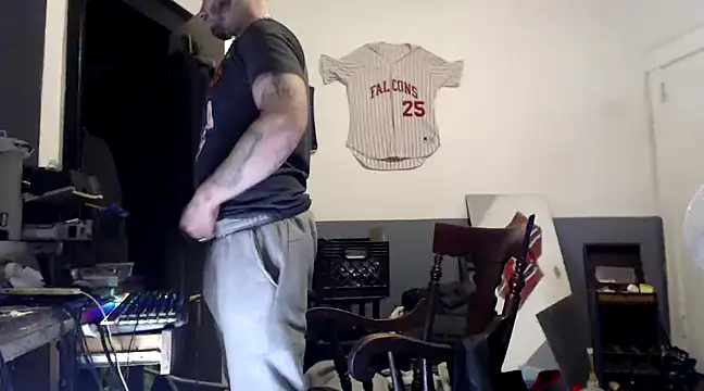 Snapshot of sledge901 chatting on January 20, 7:25 am sledge901 online show from January 20, 7:25 am