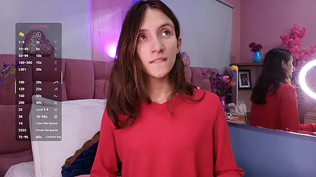 Snapshot of Feniix__ chatting on December 4, 4:55 am Feniix online show from December 4, 4:55 am