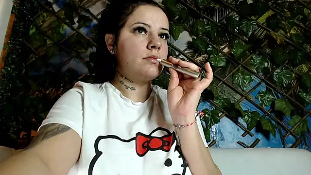 Snapshot of Bigboobs6930 chatting on March 3, 2:26 am Bigboobs6930 online show from March 3, 2:26 am