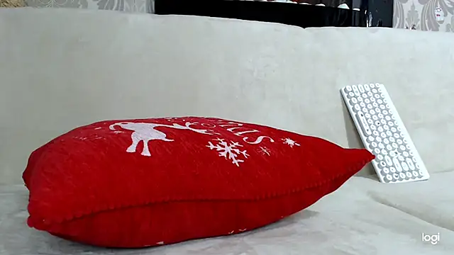 Snapshot of Bigboobs6930 chatting on December 18, 5:13 am Bigboobs6930 online show from December 18, 5:13 am