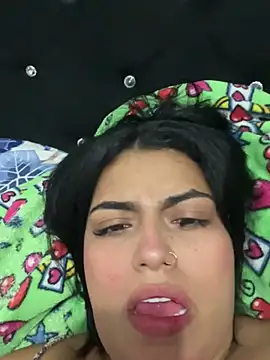 kiana cream online show from February 28, 4:10 am