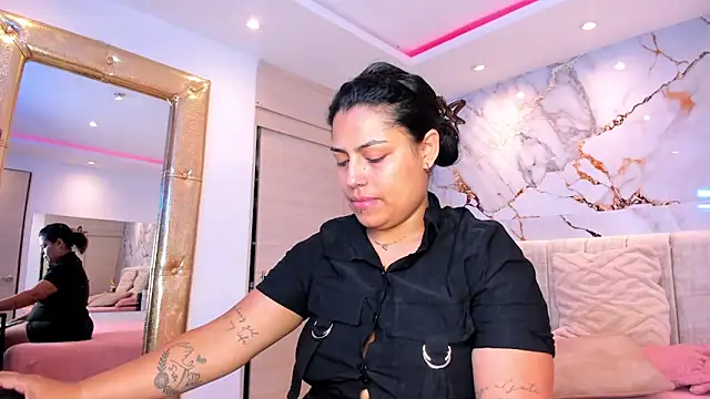 kiana cream online show from March 7, 11:29 am