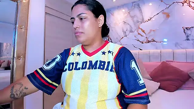 kiana cream online show from July 13, 1:36 pm