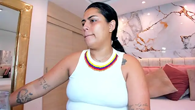 kiana cream online show from July 16, 1:39 pm