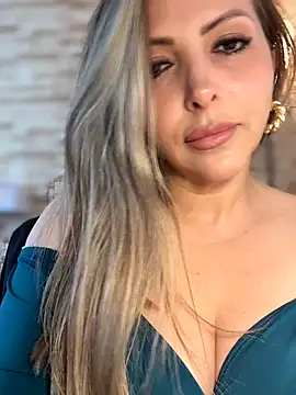  Abril-Office1 online show from September 11, 2:50 pm