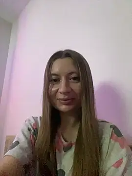 Snapshot of me___ow chatting on December 27, 3:26 pm me ow online show from December 27, 3:26 pm