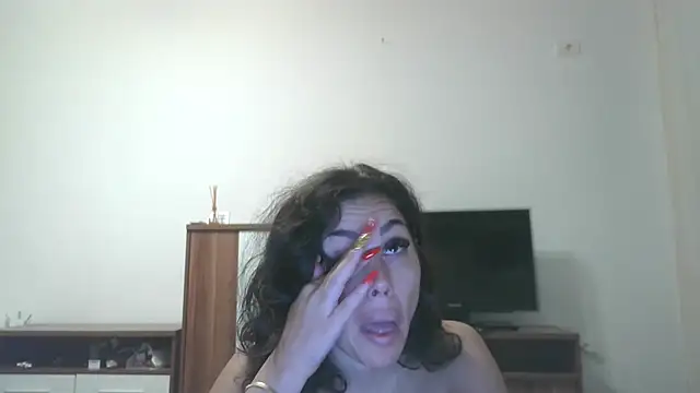 LovelyJulliette online show from October 5, 4:38 pm