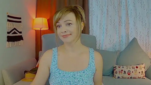 NandiSmile online show from September 25, 6:28 am