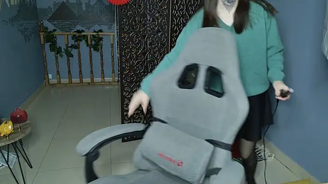 VeliraBraitberg online show from January 31, 5:09 am