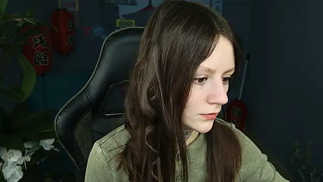 VeliraBraitberg online show from February 9, 8:11 am