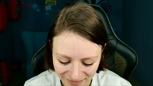 VeliraBraitberg online show from March 16, 11:16 am