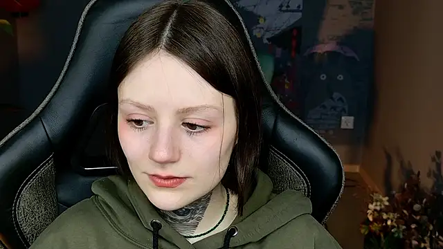 VeliraBraitberg online show from March 23, 8:15 am