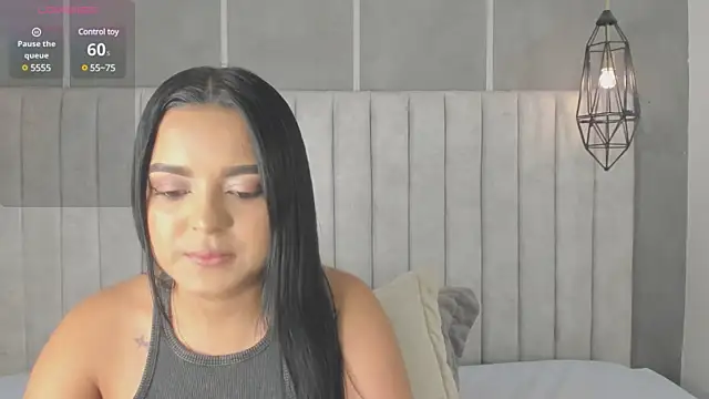 lea gray online show from January 28, 7:10 pm