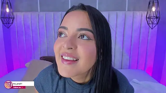 lea gray online show from September 15, 7:25 pm