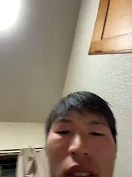 Snapshot of 623is chatting on February 25, 12:37 pm 623is online show from February 25, 12:37 pm