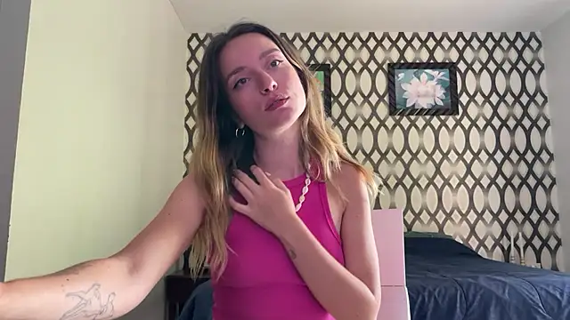 Snapshot of SirenaBelle chatting on January 18, 5:20 am SirenaBelle online show from January 18, 5:20 am