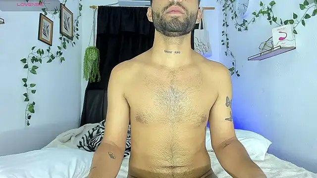 Snapshot of Alex_BigDickkk chatting on September 25, 11:30 pm Alex BigDickkk online show from September 25, 11:30 pm