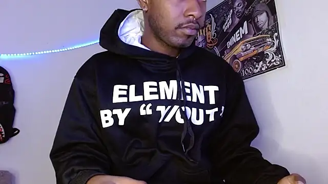 Snapshot of king__Black chatting on February 26, 2:16 pm king Black online show from February 26, 2:16 pm