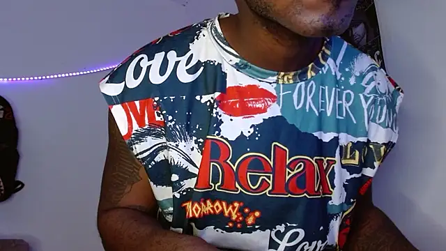 Snapshot of king__Black chatting on February 28, 3:46 pm king Black online show from February 28, 3:46 pm