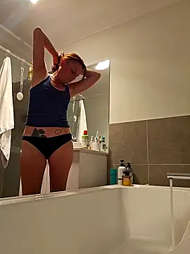 Snapshot of Pussy69Kat chatting on January 30, 9:47 am Pussy69Kat online show from January 30, 9:47 am