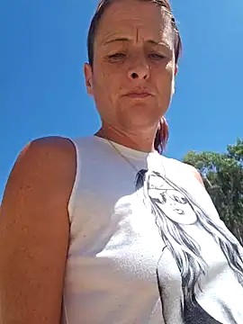 Snapshot of Pussy69Kat chatting on February 21, 1:33 am Pussy69Kat online show from February 21, 1:33 am