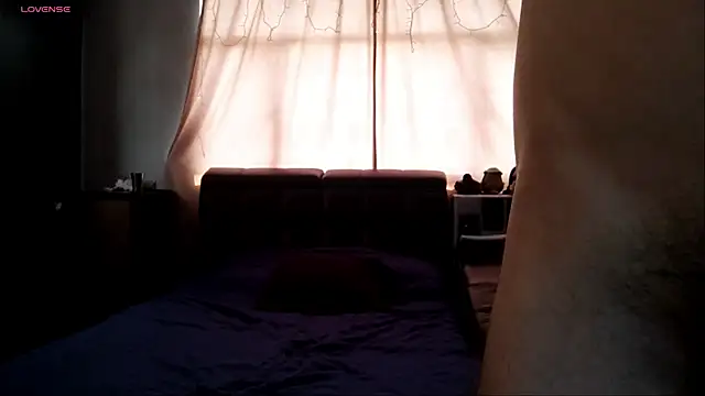 Snapshot of Alaia_sam chatting on June 29, 5:57 pm Alaia sam online show from June 29, 5:57 pm