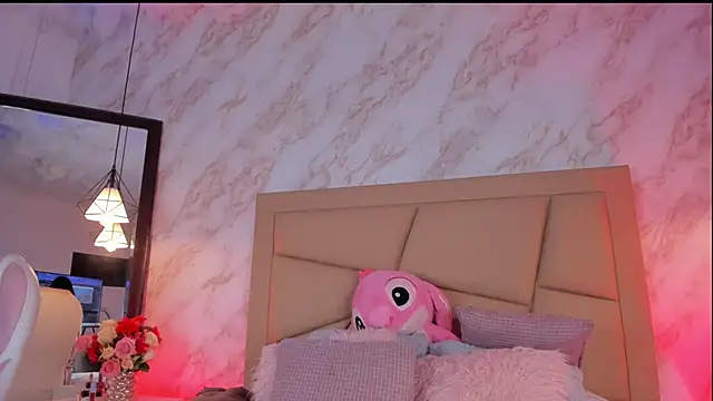  Hollywood 1 online show from February 26, 4:55 am