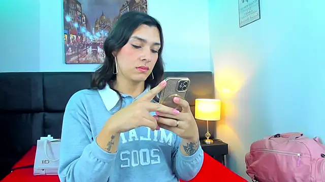 Snapshot of Camila_Coxx chatting on January 11, 5:41 am Camila Coxx online show from January 11, 5:41 am