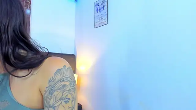 Snapshot of Camila_Coxx chatting on January 14, 10:59 am Camila Coxx online show from January 14, 10:59 am