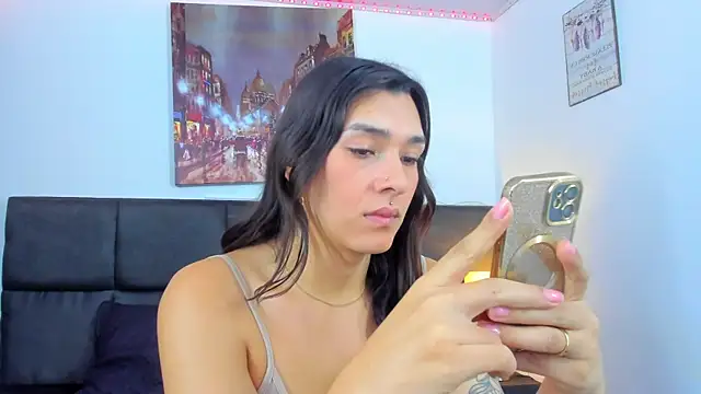 Snapshot of Camila_Coxx chatting on January 17, 3:00 pm Camila Coxx online show from January 17, 3:00 pm