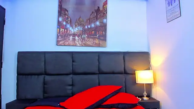 Snapshot of Camila_Coxx chatting on January 19, 1:22 pm Camila Coxx online show from January 19, 1:22 pm