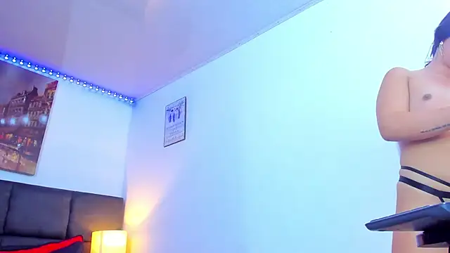 Snapshot of Camila_Coxx chatting on January 22, 11:23 am Camila Coxx online show from January 22, 11:23 am